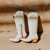 ARIAT WOMEN'S CASANOVA WESTERN BOOT - 10043268