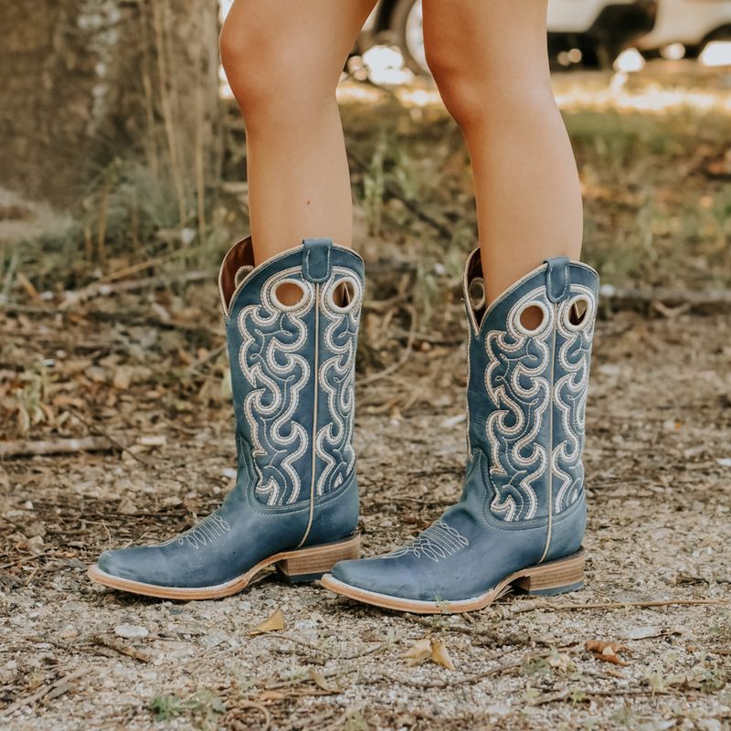 CIRCLE G WOMEN'S BLUE EMBROIDERY SQUARE TOE WESTERN BOOT - L6095