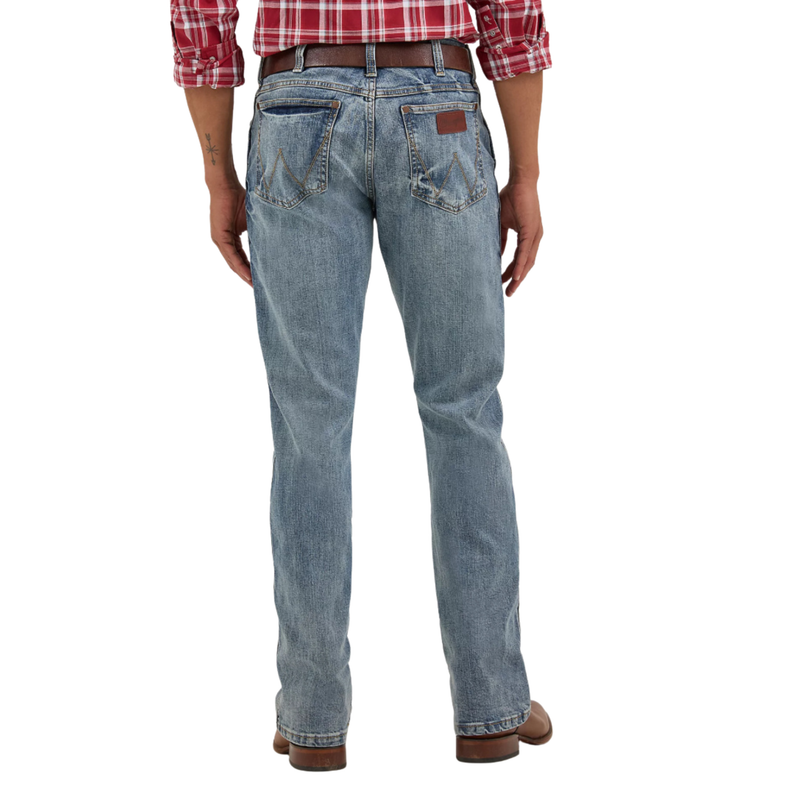 WRANGLER MEN’S RETRO SLIM FIT BOOTCUT JEAN - 77MWZGL