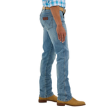 WRANGLER MEN’S RETRO SLIM FIT STRAIGHT LEG JEAN - 88MWZJK