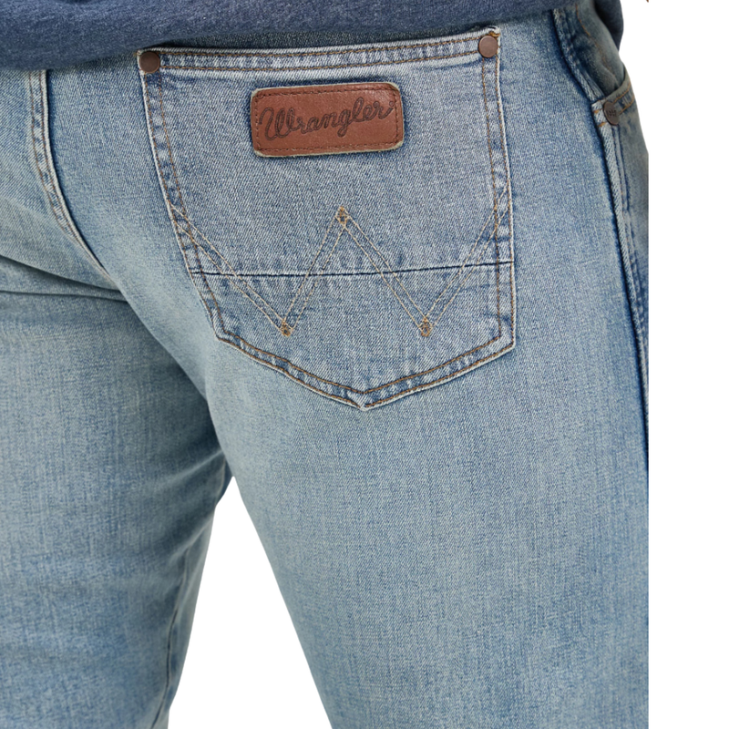WRANGLER MEN’S RETRO SLIM FIT BOOTCUT JEAN - 77MWZBR