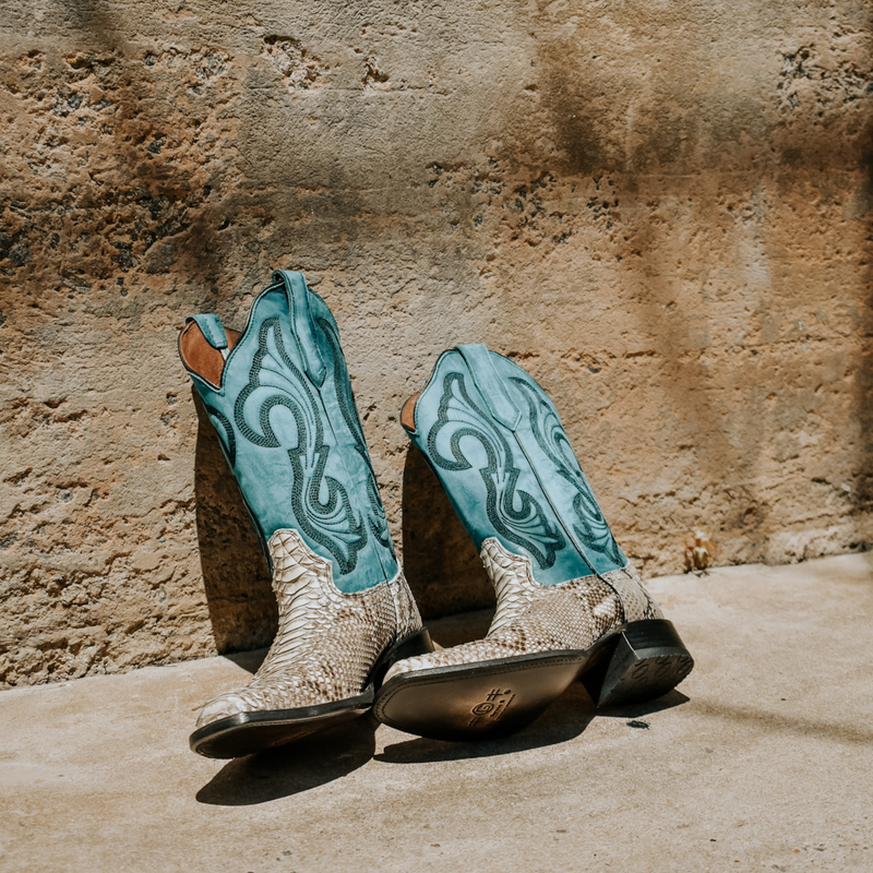 CORRAL WOMEN'S NATURAL TURQUOISE PYTHON WESTERN BOOT - L5906
