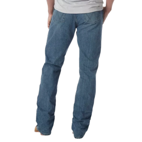 Wrangler Men's Retro Slim Fit Bootcut Jeans 77MWZWO